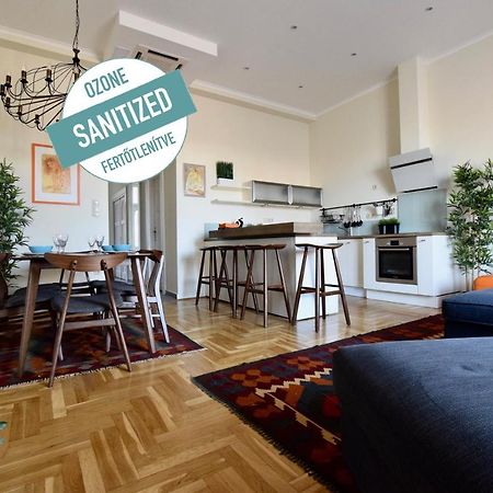 Luxury Apartment By Hi5 - Kiraly Street Suite Budapest Ngoại thất bức ảnh