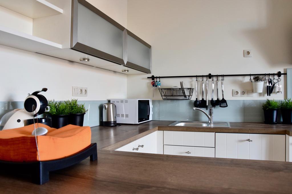 Luxury Apartment By Hi5 - Kiraly Street Suite Budapest Ngoại thất bức ảnh