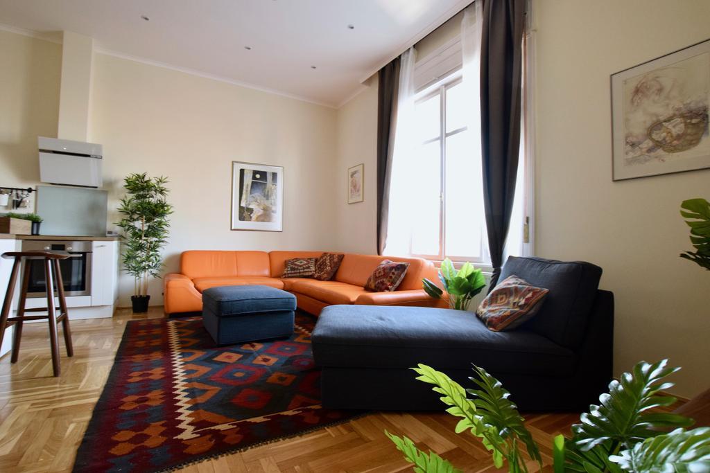 Luxury Apartment By Hi5 - Kiraly Street Suite Budapest Ngoại thất bức ảnh