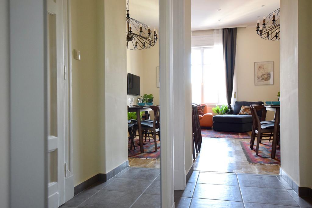 Luxury Apartment By Hi5 - Kiraly Street Suite Budapest Ngoại thất bức ảnh